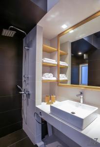 Kúpeľňa v ubytovaní Phaedra Apartment