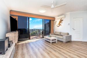TV o dispositivi per l'intrattenimento presso Sunset Sails Penthouse Redcliffe