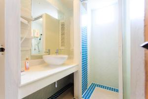 Koupelna v ubytování Chaweng Budget Hotel + 29 fotografií