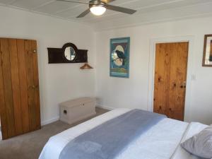 Gallery image of Honeymoon Cottage in Thames