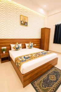 Gallery image of Cosmic Elite Krishiva Hotel Vrindavan - Affordable Rooms at Central Location in Vrindāvan