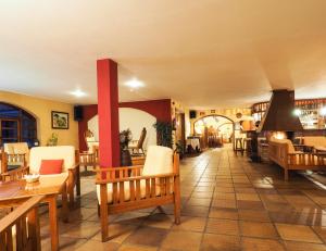 Restoran ili drugo mesto za obedovanje u objektu Hotel La Palma Romántica