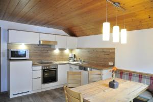 Kuchyň nebo kuchyňský kout v ubytování Haus Mittergries