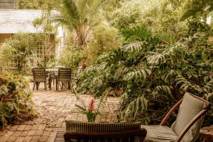 สวนหย่อมนอก Kasane Self Catering