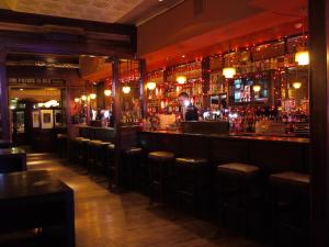 Lounge nebo bar v ubytování Hearns Hotel