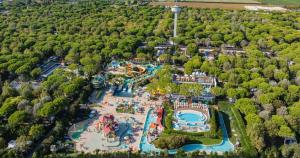 an aerial view of the splash park at the theme park at Camping Union Lido in Cavallino-Treporti