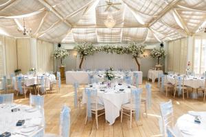 Restoran atau tempat lain untuk makan di Hadley Park House Hotel