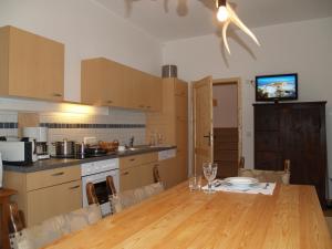 Kuchyňa alebo kuchynka v ubytovaní Apartments Stegmühle