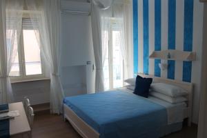 Foto dalla galleria di B&B Una Rotonda sul mare a Manfredonia
