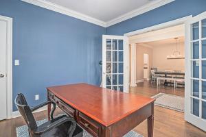Gallery image of Creekside Retreat in New Buffalo +32 photos