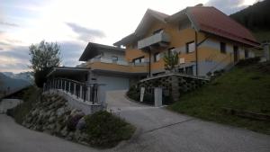 The building in which Az apartmant is located