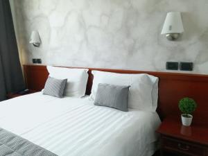 Hotel Medea客房内的一张或多张床位