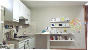 A kitchen or kitchenette at Domus Tua