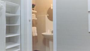 A bathroom at Domus Tua