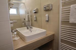 Łazienka w obiekcie Burg Rooms - 24h Self-Check-in