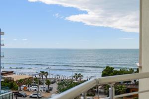 a view of the ocean from a balcony at Hotel Alba in Shëngjin