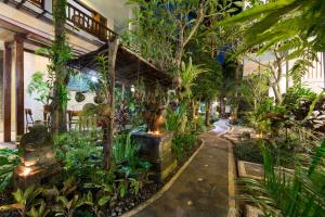 Vonkajšia záhrada v ubytovaní Sandat Bali Ubud