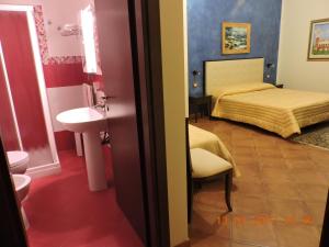 Koupelna v ubytování B&B Aquila Reale + 37 fotografií