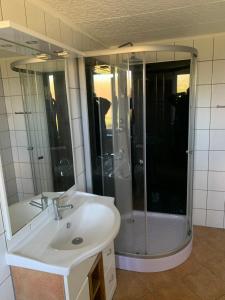 Баня в Useinseldom + 75 снимки