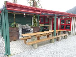 Foto dalla galleria di Glow Worm Accommodation a Franz Josef