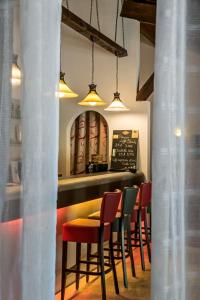 Gallery image of The Originals City, H&ocirc;tel La Siesta, Annonay Est in Dav&eacute;zieux