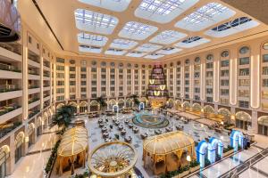 an aerial view of a hotel lobby at Sunworld Dynasty Hotel Beijing Wangfujing in Beijing