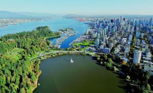 an aerial view of a city and a river at 2BDRM-Kitchenette-BBQ-Smart TV-4-5Guest in West Vancouver