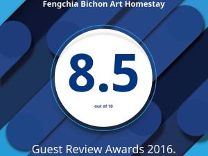 Certifikát, hodnocení, plakát nebo jiný dokument vystavený v ubytování Fengchia Bichon B&B