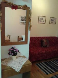 A seating area at Zephyros