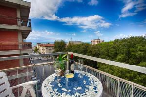 A balcony or terrace at Versilia Residence