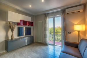 A kitchen or kitchenette at Versilia Residence