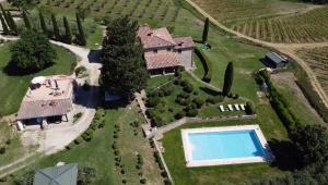 an aerial view of an estate with a swimming pool at Podere Casanuova in San Gimignano