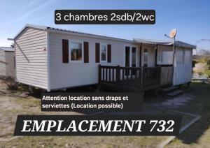 a tiny house with the words appliances z swap at Bungalows climatisés en 3 ou 4ch - jusqu'à 18 voyageurs - mh732 3ch ou mh828 4ch Biscarrosse Lake-proche océan in Gastes +140 photos