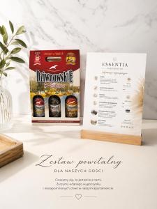 a box of dawenziable dahi on a table at Essentia Apartament 405 in Dziwnów