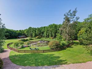 an aerial view of a garden with a fence at 3 Bed in Ledbury oc-77378 in Wilton