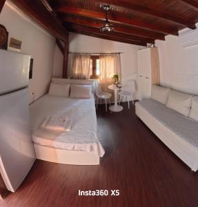 Gallery image of Xristos Studio Psakoudia Halkidiki in Psakoudia