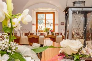 Posezení v ubytování Hotel zum Bräu