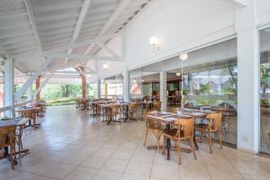 Restaurace v ubytování Carlton Suítes Limeira