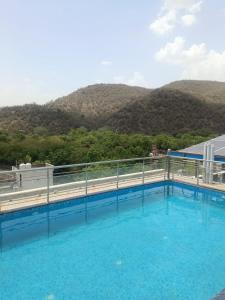 Bazen v nastanitvi oz. blizu nastanitve Hotel Birla Palace