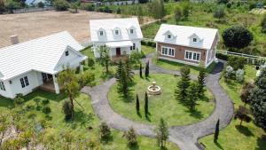 an aerial view of a house at Stayokay Sattahip ที่พักสัตหีบ in Sattahip