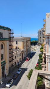 an aerial view of a city street with buildings at Le Suite dei Due Mari cucinino privato in Taranto