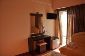 TV o dispositivi per l'intrattenimento presso Hotel Drosia