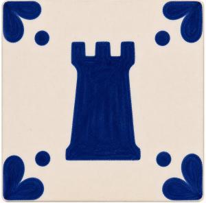 a blue vase with hearts on a white background at Apartamento Torre in Cártama