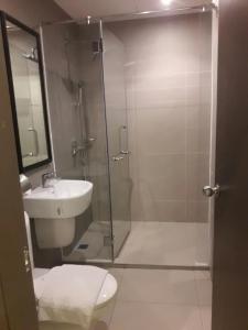 Koupelna v ubytování Pantai Inn Kota Kinabalu