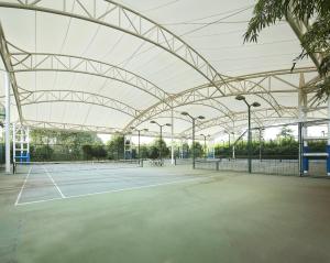 Tenis a/nebo squash v ubytování Shanghai Dongjiao State Guest Hotel nebo okolí