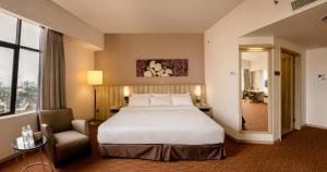 Postel nebo postele na pokoji v ubytování Sunway Hotel Georgetown Penang