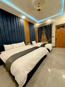 Gallery image of Rose Palace Hotel With Mountain View Swat, Umairs Haven Residences Swat in Mingāora