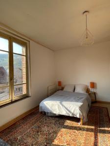 Gallery image of Maison Bourgeoise années 50 in Haybes