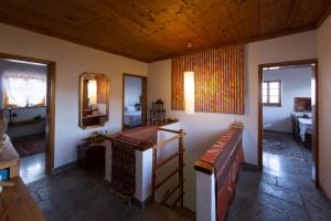 Posteľ alebo postele v izbe v ubytovaní Nightingale Cottage Pelion