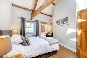a bedroom with a bed and a window at 2 Bed in Penrith oc-87349 in Penrith